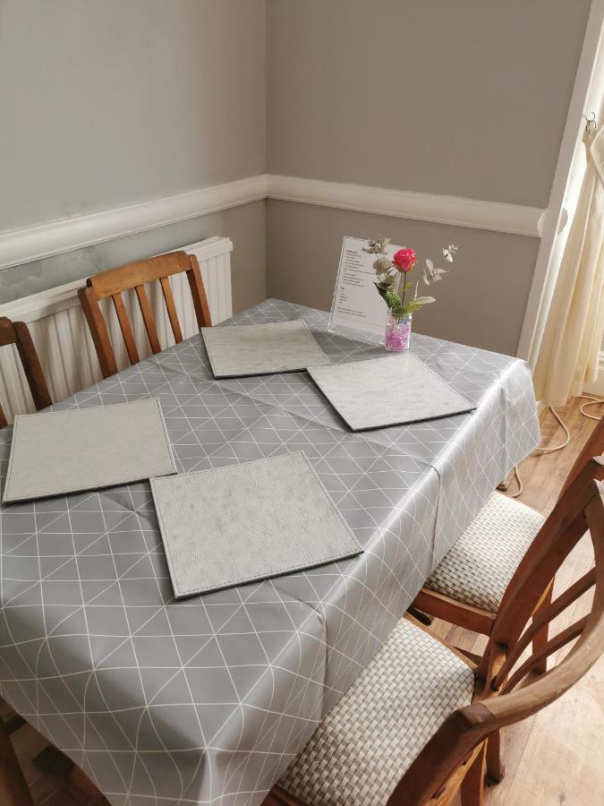 Leeds House 3*